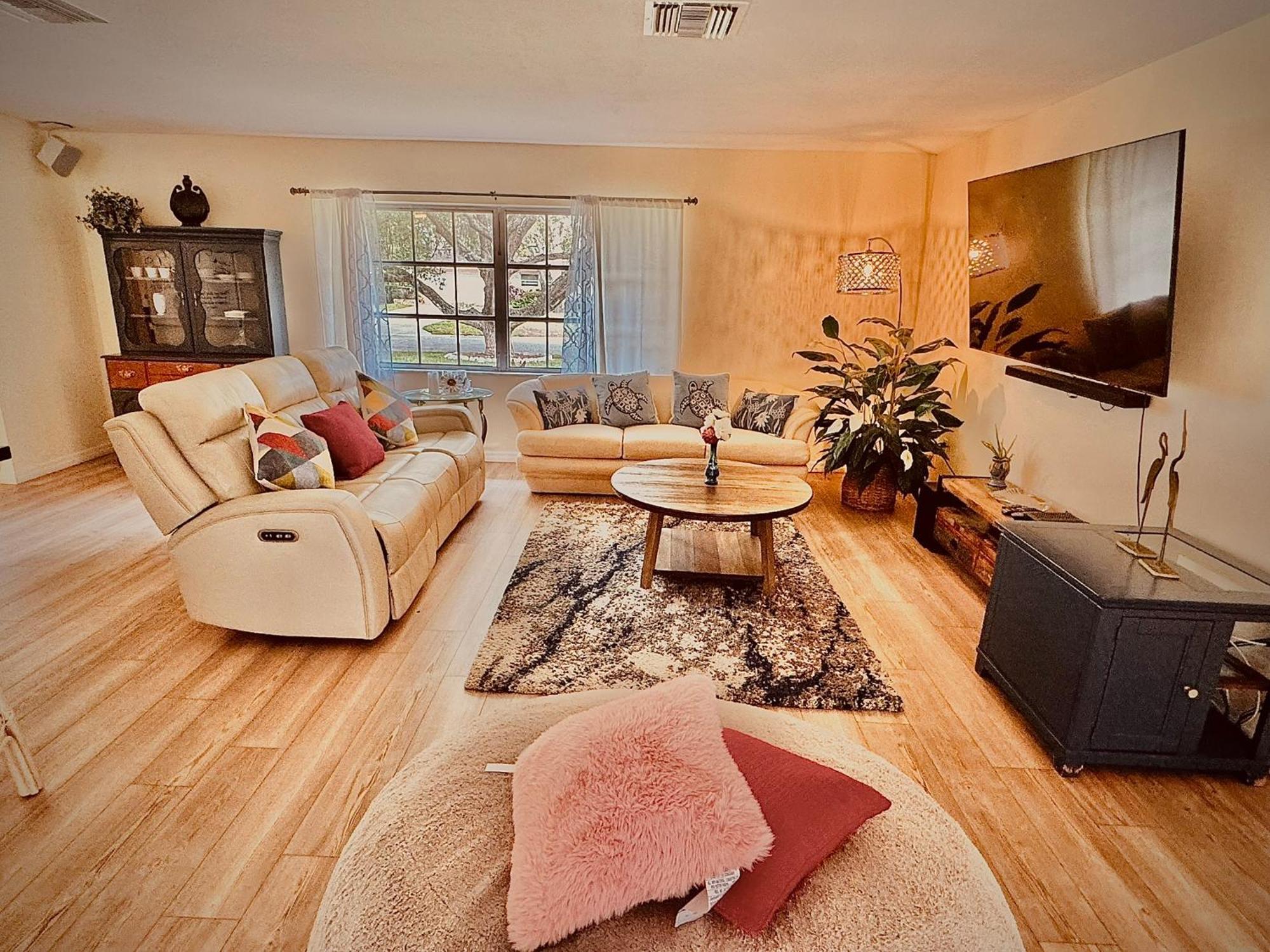4 Bedroom Clearwater Vacation Home With Amazing Backyard Esterno foto