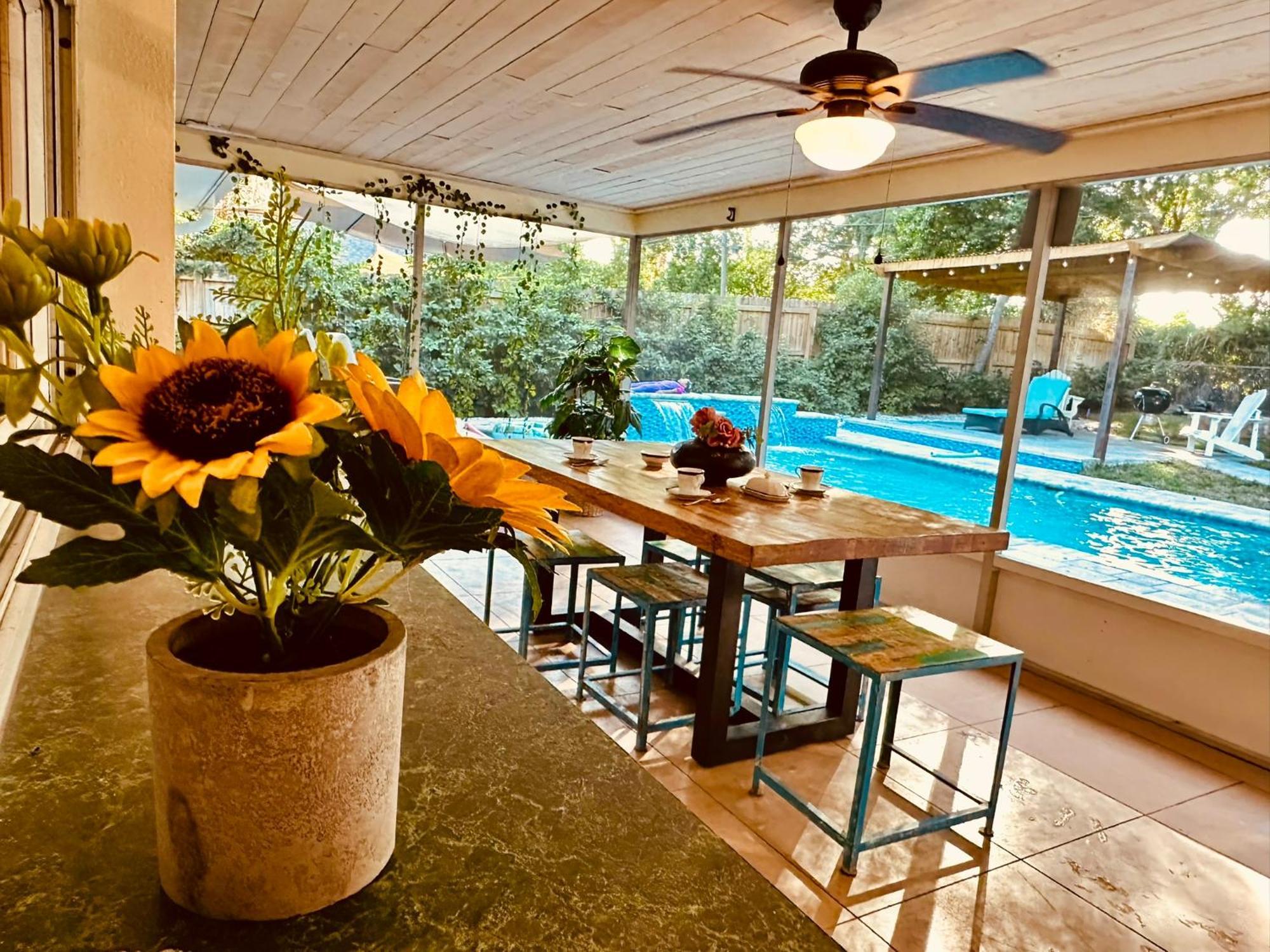 4 Bedroom Clearwater Vacation Home With Amazing Backyard Esterno foto