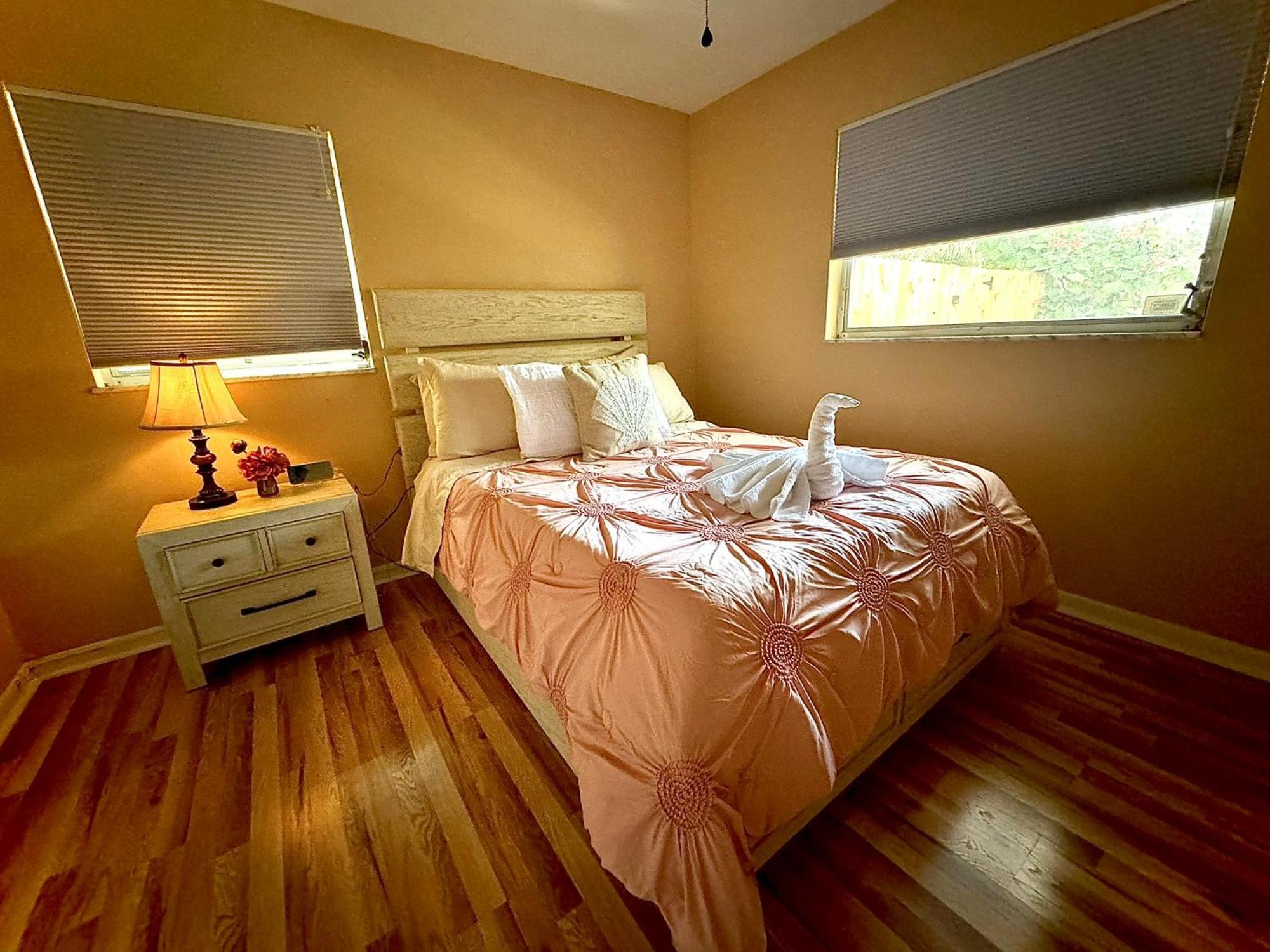 4 Bedroom Clearwater Vacation Home With Amazing Backyard Esterno foto